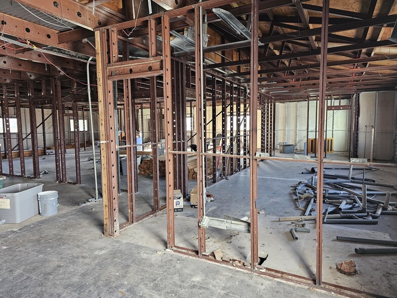 More Photos Of 8222 Wurzbach Rd, San Antonio Medical For Sale