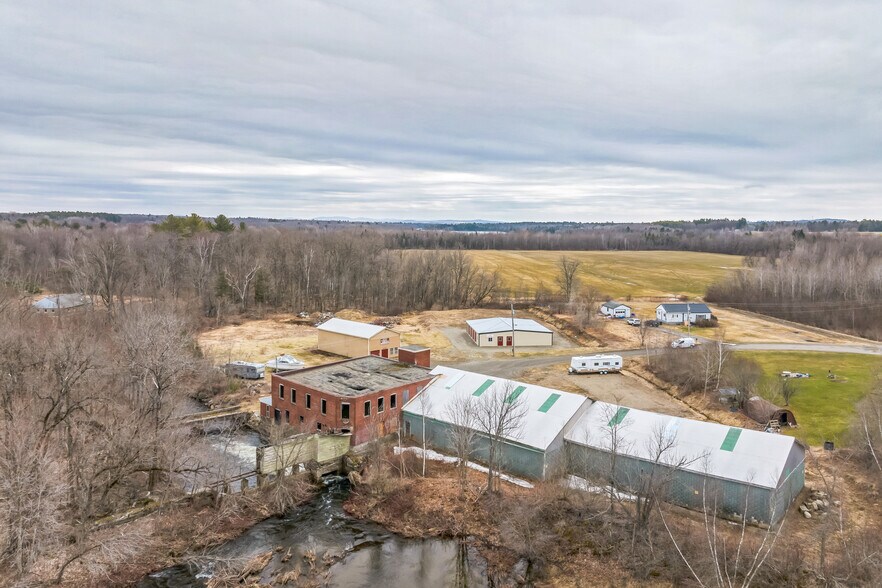 More Photos Of 60 Mill St, Corinna Self Storage For Sale