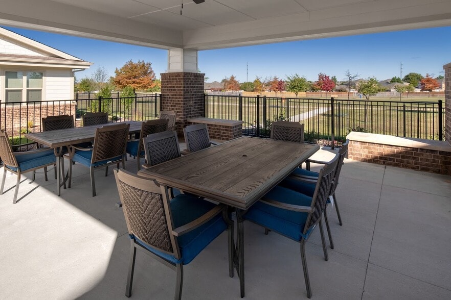 More Photos Of 800 E Brown St, Wylie Assisted Living For Sale