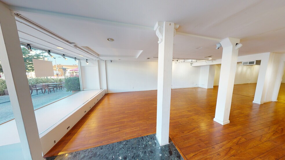 More Photos Of 425-429 California Ave, Palo Alto Storefront For Lease