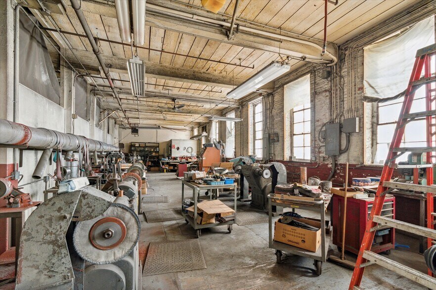 More Photos Of 2103 Wishart st, Philadelphia Warehouse For Sale