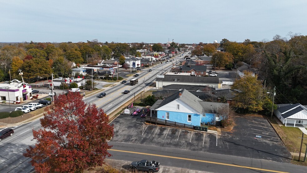 More Photos Of 732 W Taylor St, Griffin General Retail For Sale