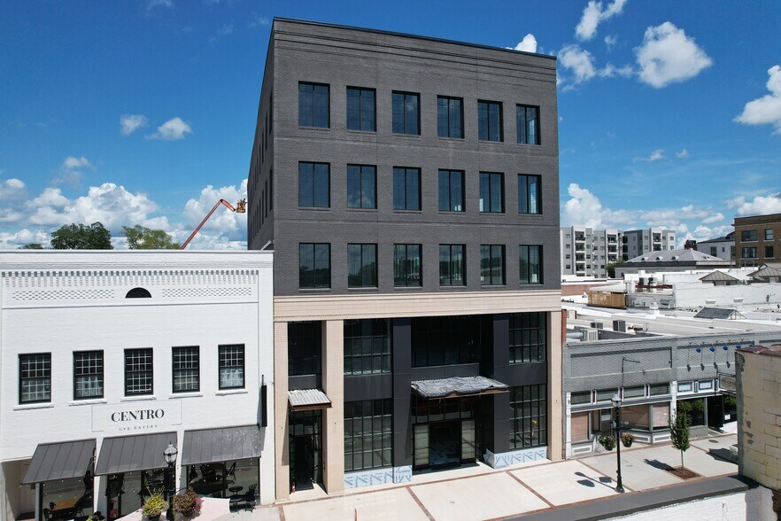 Primary Photo Of 126 Bradford NE st, Gainesville Loft Creative Space For Lease