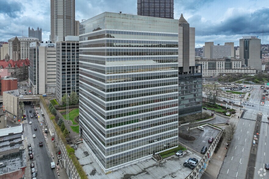 More Photos Of 112 Washington Pl, Pittsburgh Office Residential For Lease