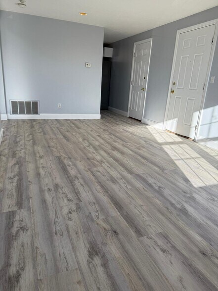 More Photos Of 10-26 Saratoga Ave, Pawtucket Apartments For Sale