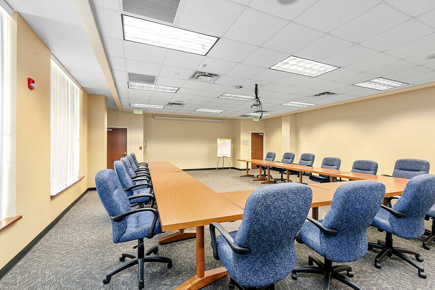 More Photos Of 3101 Sessions Rd, Tallahassee Office For Lease