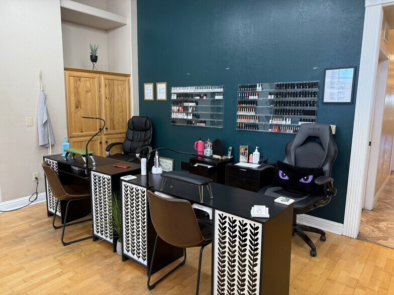 More Photos Of 507 Main St, Klamath Falls Storefront Retail Office For Sale