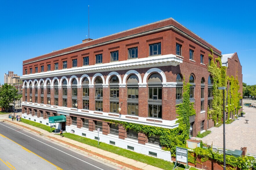 Primary Photo Of 380 E Lasalle Ave, South Bend Coworking Space