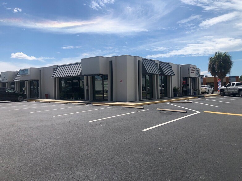 More Photos Of 21234 Olean Blvd, Port Charlotte Storefront Retail Office For Lease