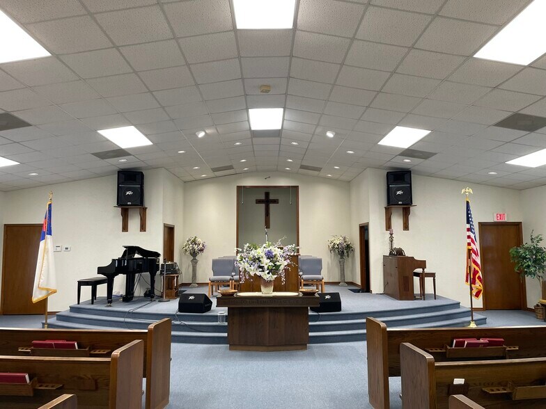 More Photos Of 11141 N Avenue L, La Porte Religious Facility For Sale
