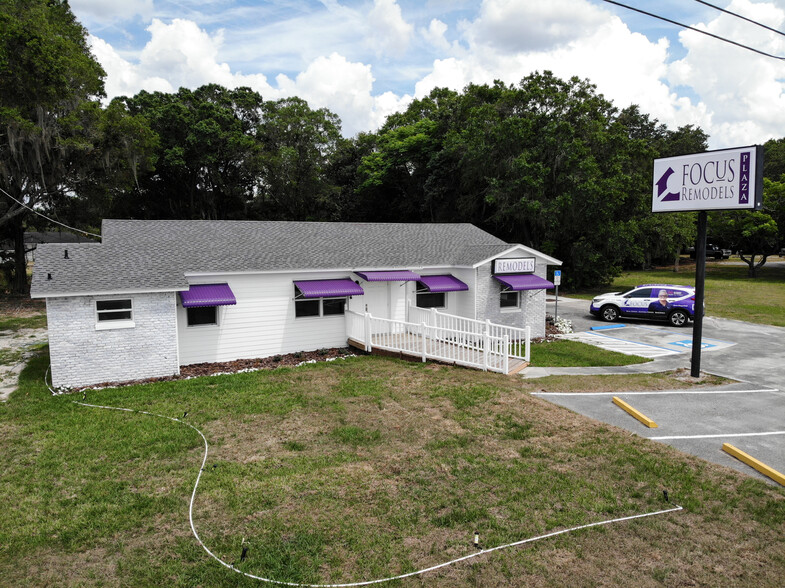 Primary Photo Of 1005 N Church Ave, Mulberry Medical For Lease