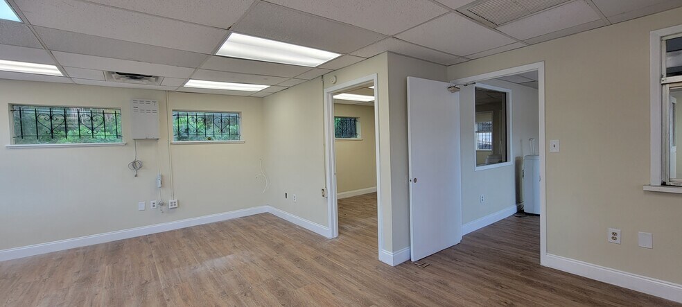 More Photos Of 7901 N Florida Ave, Tampa Unknown For Lease