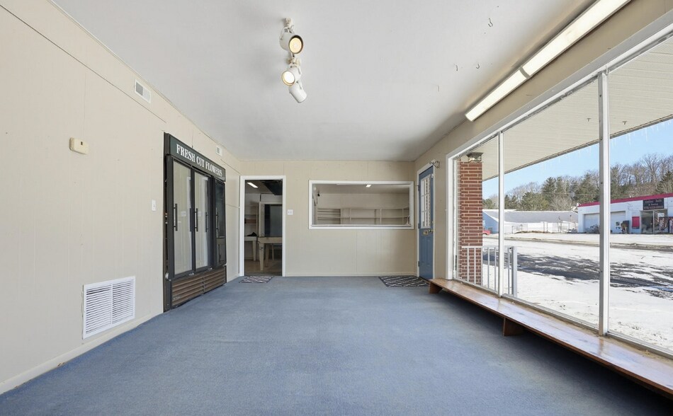 More Photos Of 528 W Main St, Wise Storefront For Sale