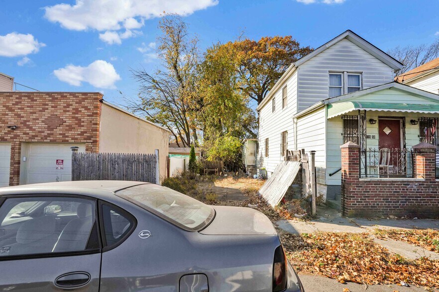 More Photos Of 116-60 148th St, Jamaica Land For Sale