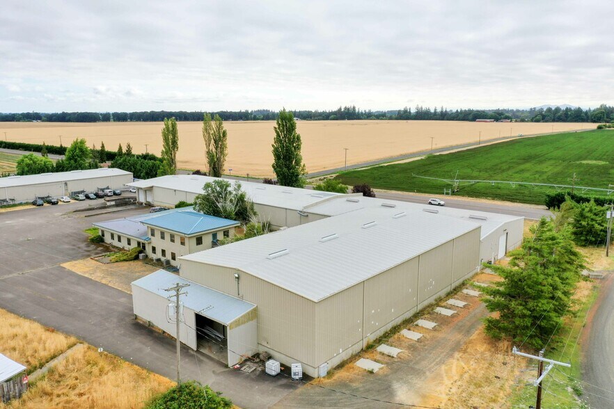 More Photos Of 27630 Llewellyn Rd, Corvallis Distribution For Lease
