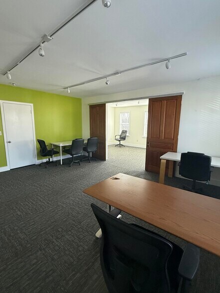 More Photos Of 4841 Hamilton Blvd, Wescosville Office For Lease