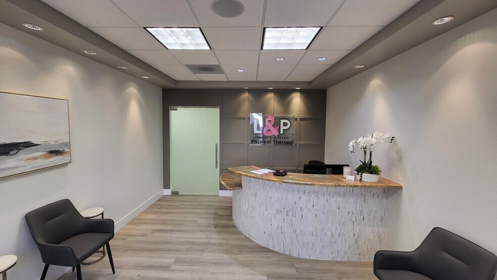 More Photos Of 7884 W Sahara Ave, Las Vegas Medical For Sale