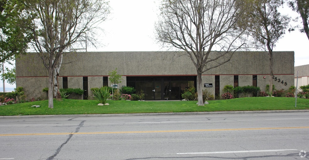 More Photos Of 25345 Avenue Stanford, Valencia Warehouse For Lease