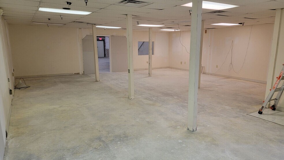 More Photos Of 10207-10235 General Dr, Orlando Warehouse For Lease