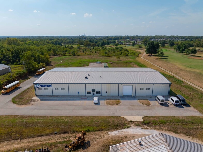 More Photos Of 5534 W Chestnut Expy, Springfield Industrial For Lease