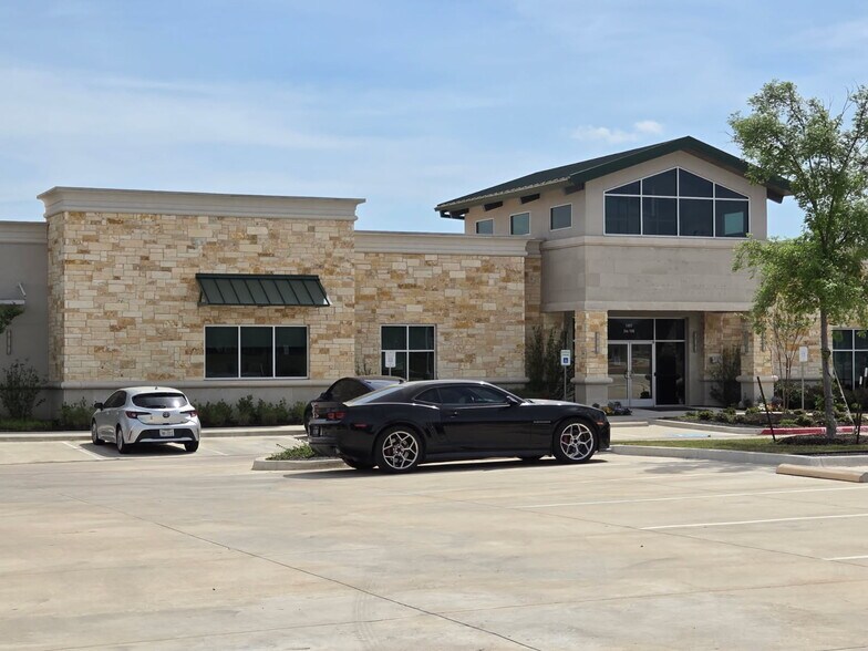 More Photos Of 1807 Keller Pky, Keller Office For Lease