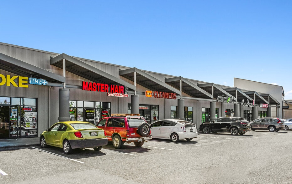 More Photos Of 208 Washington Ave, Kent Unknown For Lease