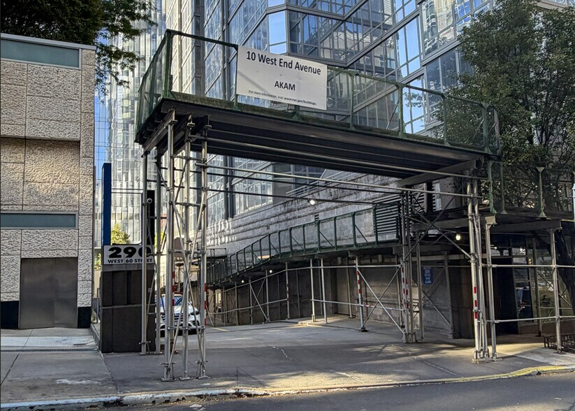 Primary Photo Of 10 West End Ave, New York Parking Garage For Sale