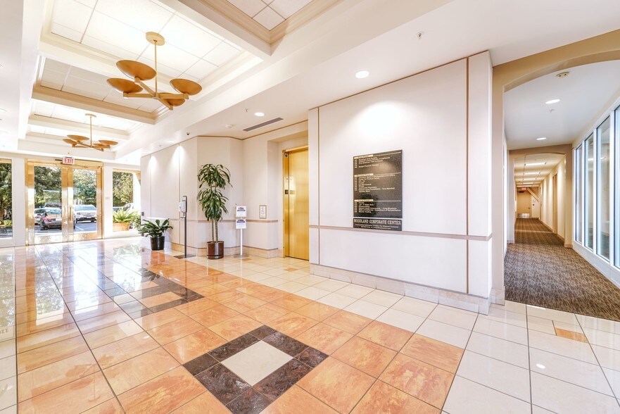 More Photos Of 1100 Main St, Woodland Office For Sale