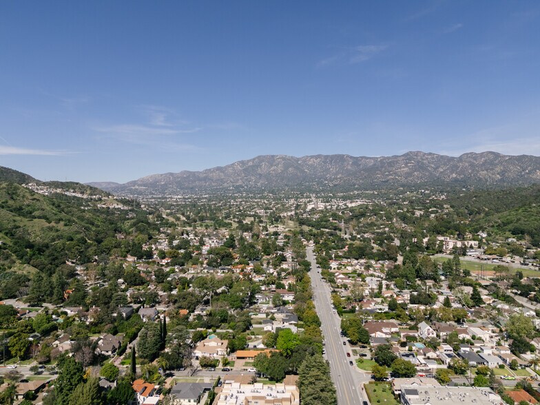 More Photos Of 2505 Canada Blvd, Glendale Office For Lease