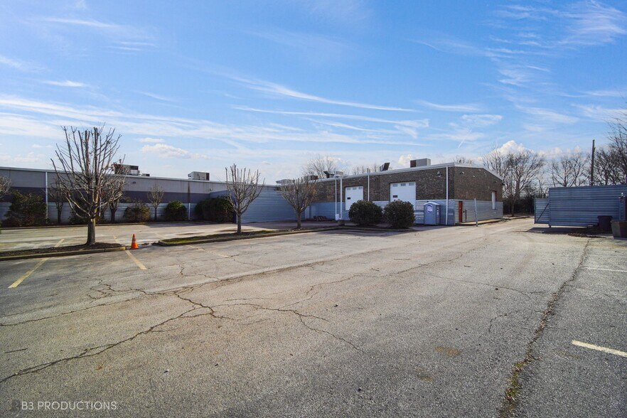 More Photos Of 12054 S Doty Ave, Chicago Warehouse For Sale