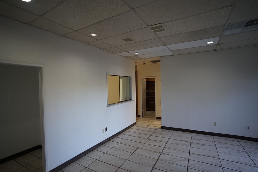 More Photos Of 1800 Tully Rd, Modesto Office For Lease