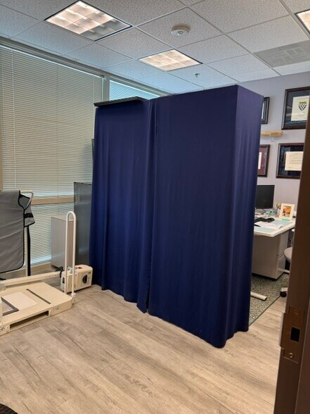 More Photos Of 8860 Columbia 100 Pkwy, Columbia Medical For Sale