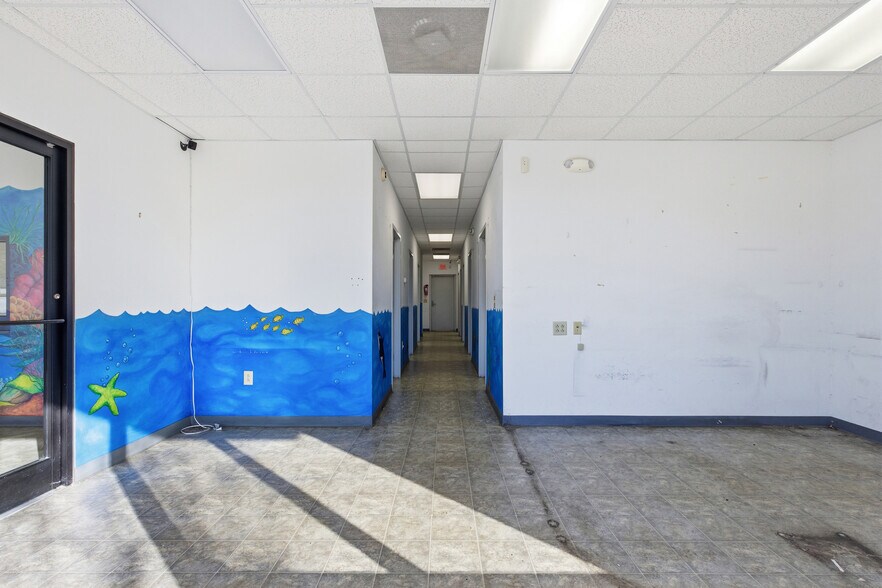 More Photos Of 148-156 W Tugalo St, Toccoa Office For Lease