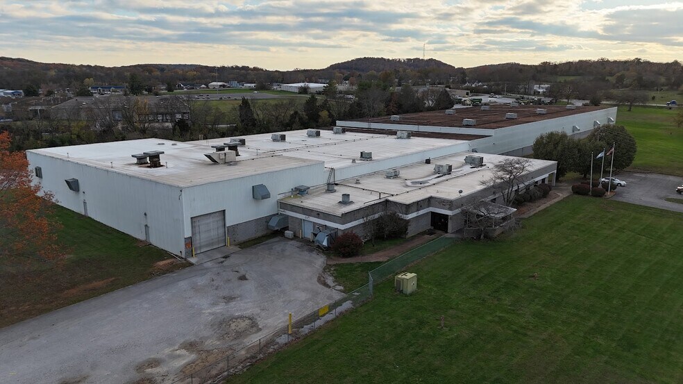 More Photos Of 188 Earl Davis Dr, Russellville Manufacturing For Lease