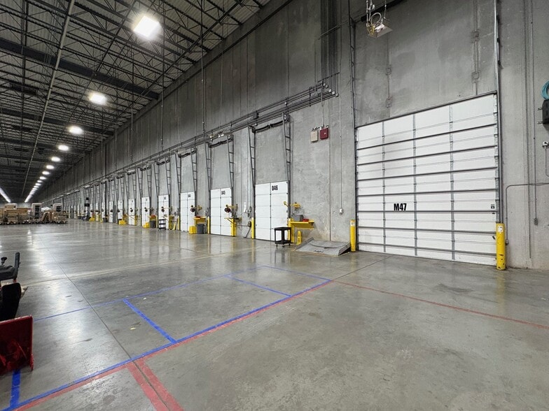 More Photos Of 33 Industrial Pky, La Porte Distribution For Sale