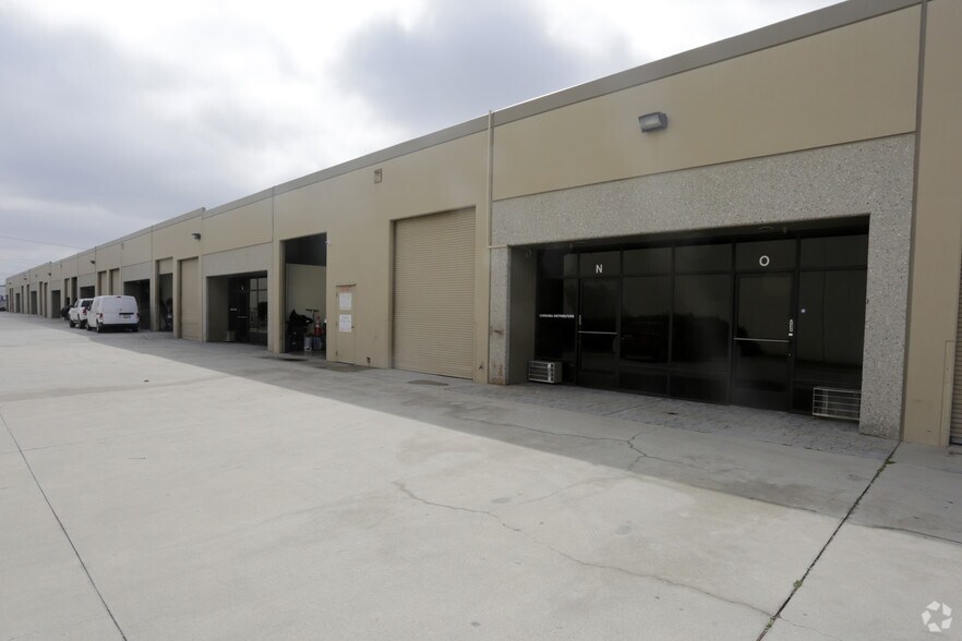 More Photos Of 1125 Maple Ave, Montebello Light Manufacturing For Lease