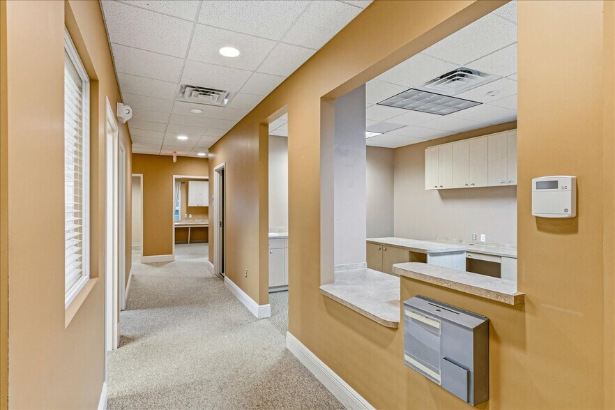 More Photos Of 8043 Spyglass Hill Rd, Melbourne Medical For Lease