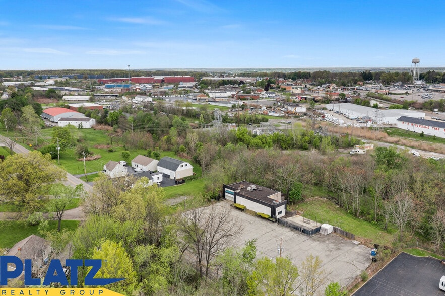 More Photos Of 169 S Four Mile Run Rd, Austintown Bar For Sale