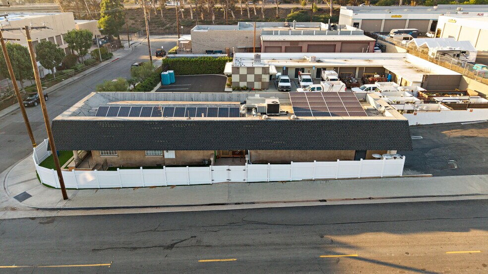 More Photos Of 23201 Orange Ave, Lake Forest Office For Sale