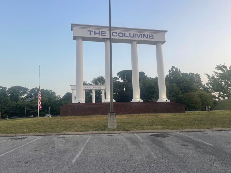 More Photos Of 1017 Vann Dr, Jackson General Retail For Sale