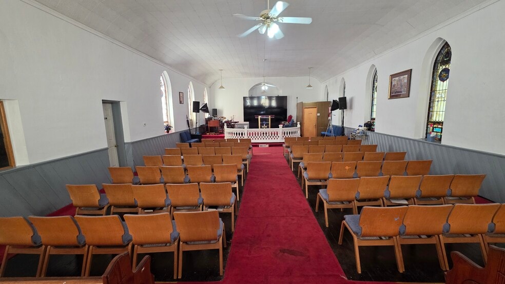 More Photos Of 708 Kent St, Durham Religious Facility For Sale