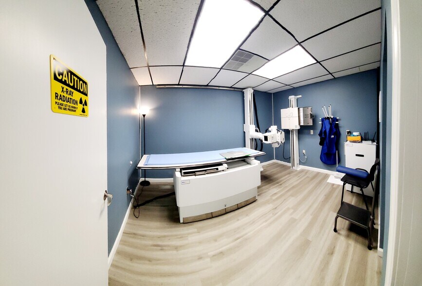 More Photos Of 1403 Medical Plaza Dr, Sanford Medical For Sale