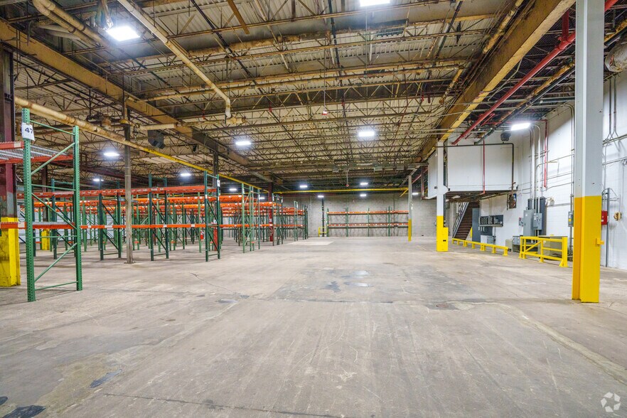 More Photos Of 46 Stafford St, Lawrence Unknown For Lease