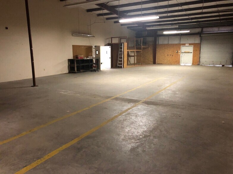 More Photos Of 10065 US Highway 129, Live Oak Freestanding For Sale