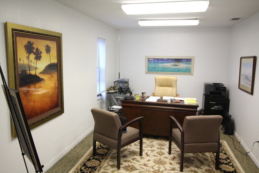 More Photos Of 225 Main St, Destin Office Residential For Lease