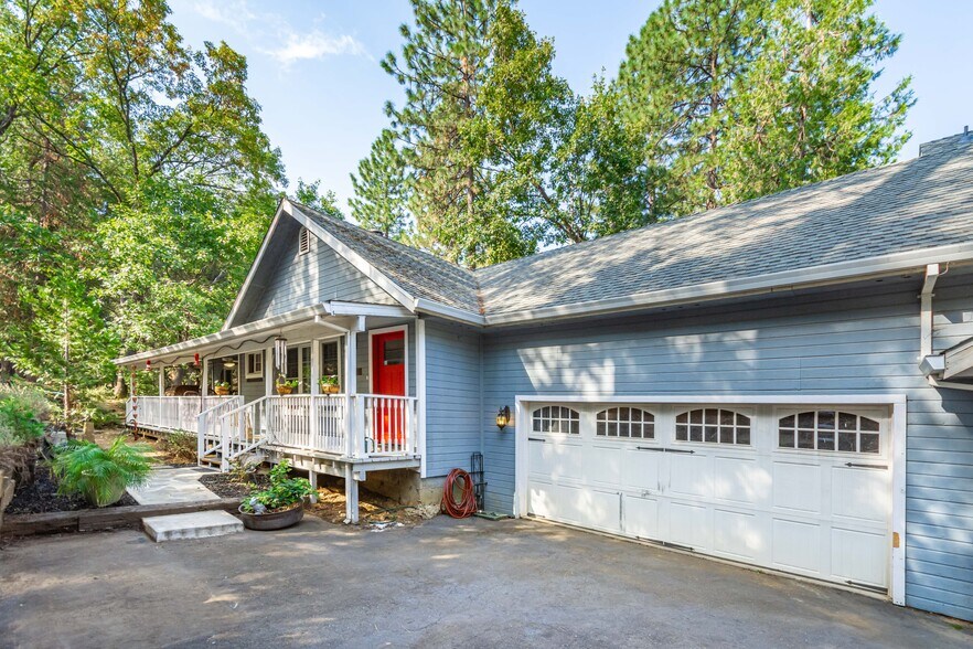 More Photos Of 13900 Ponderosa Way, Pine Grove Apartments For Sale