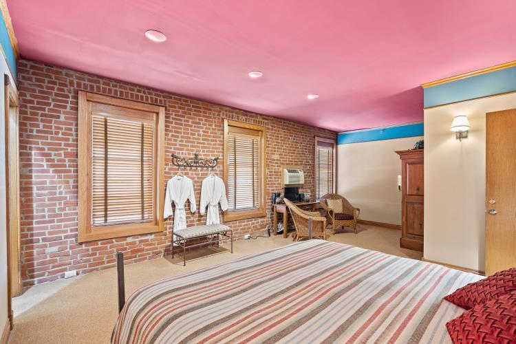 More Photos Of 215 Broadway St, Cottonwood Falls Hotel For Sale