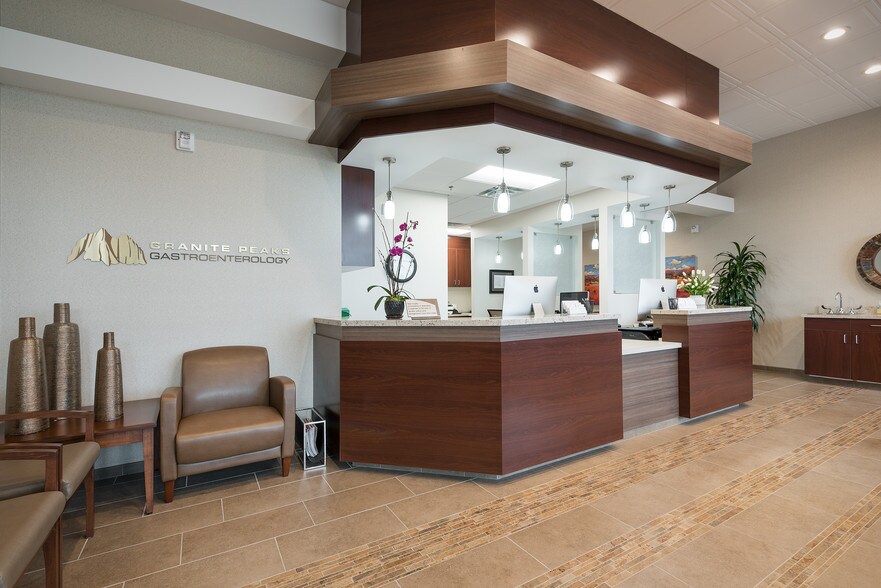 More Photos Of 5343 S Woodrow St, Murray Medical For Lease