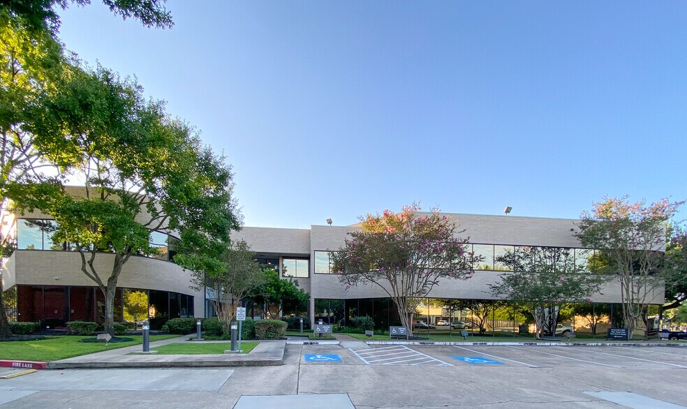 Primary Photo Of 1240 Blalock Rd, Houston Medical For Lease