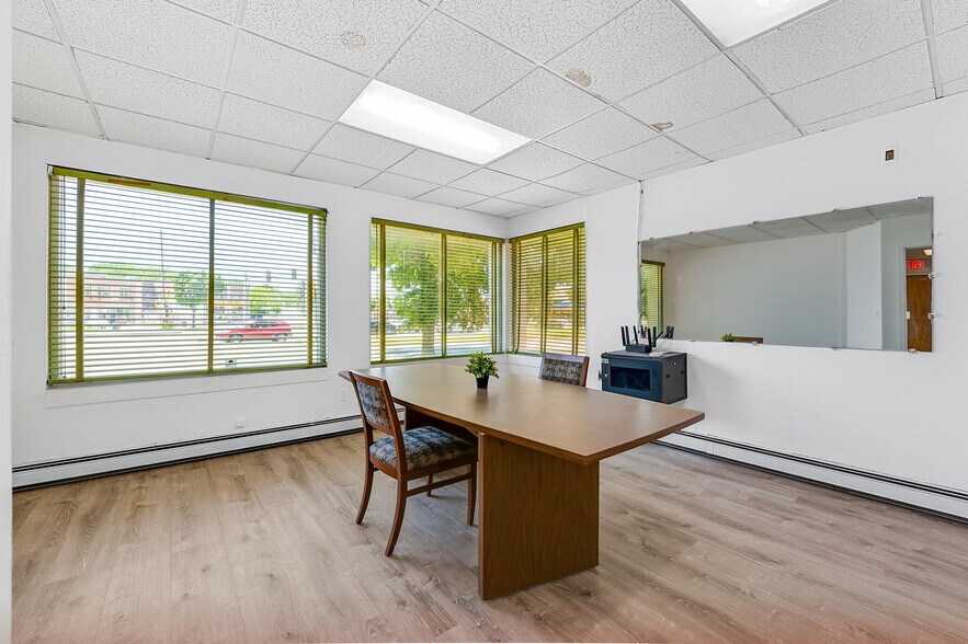 More Photos Of 3500 N Sherman Blvd, Milwaukee Loft Creative Space For Sale